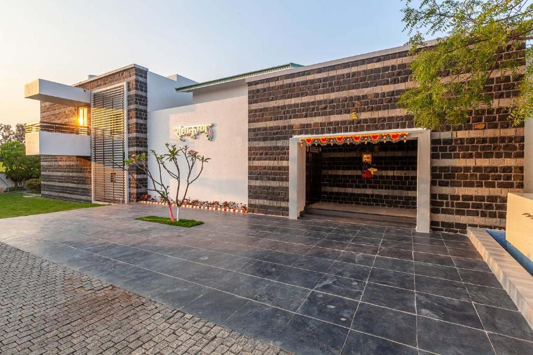 Photo of Buildings in Nashik