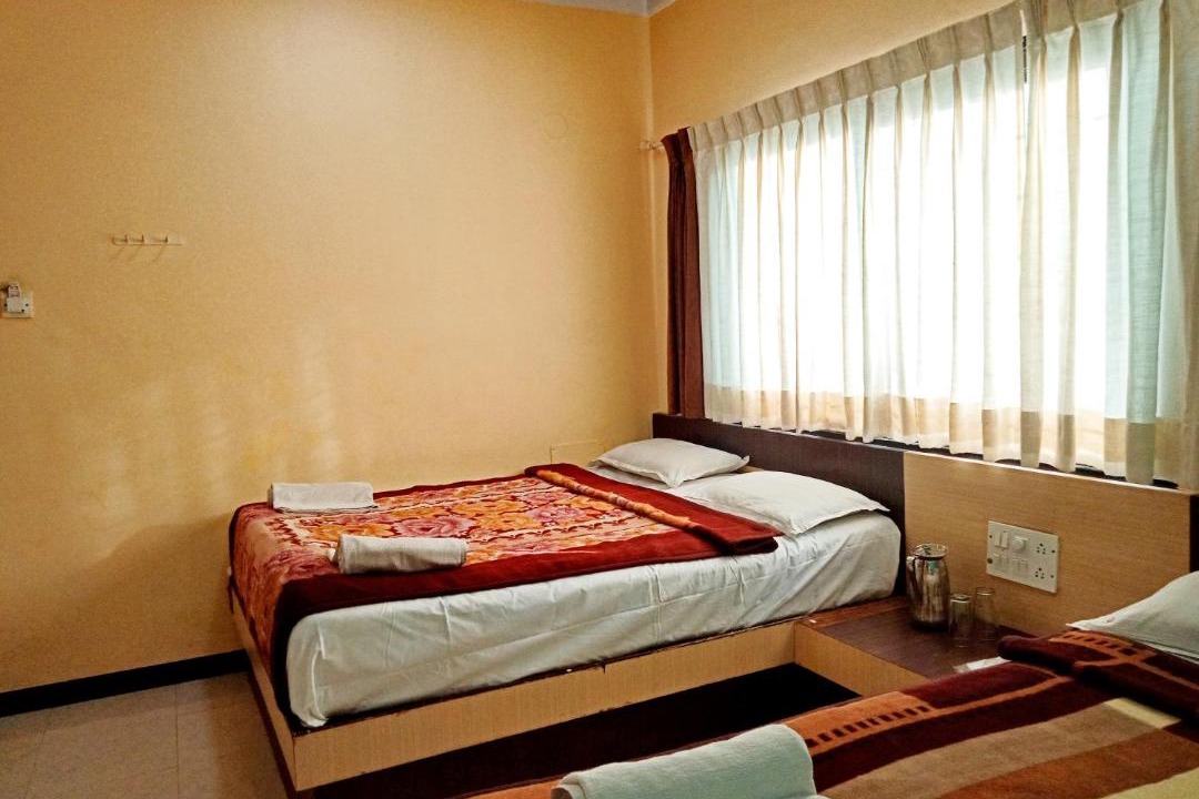Photo of Bedroom in Mahabaleshwar