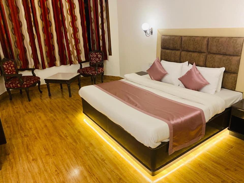 Photo of Bedroom in Simsa Village