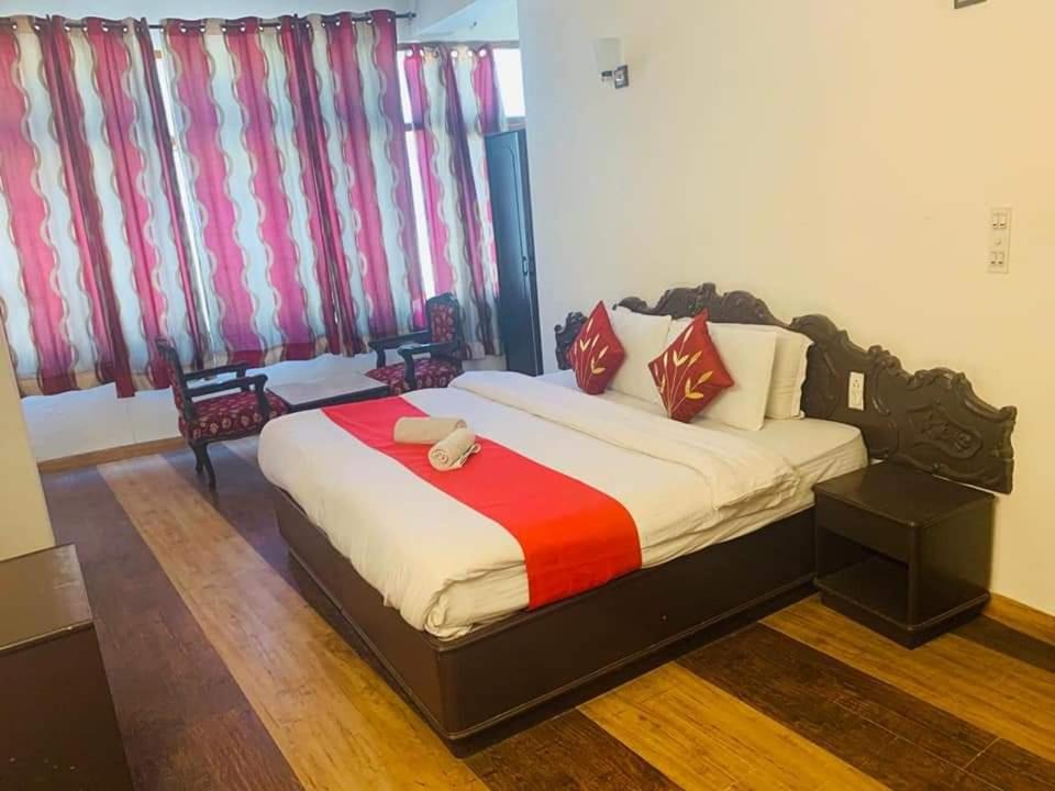 Photo of Bedroom in Simsa Village
