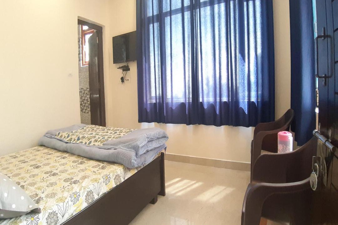 Photo of Bedroom in Naddi