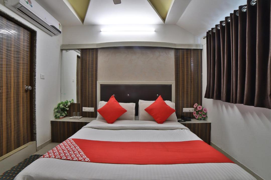 Photo of Bedroom in Navrangpura