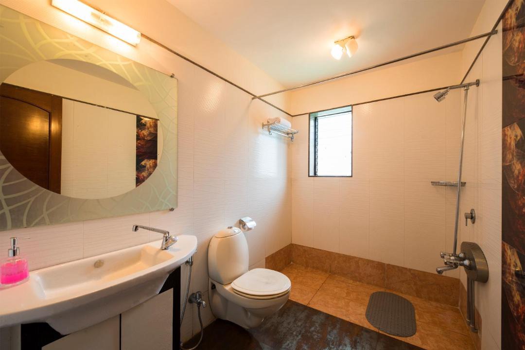 Photo of Bathroom in Mahabaleshwar