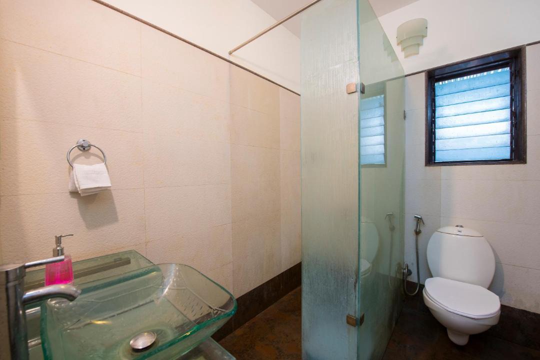 Photo of Bathroom in Mahabaleshwar