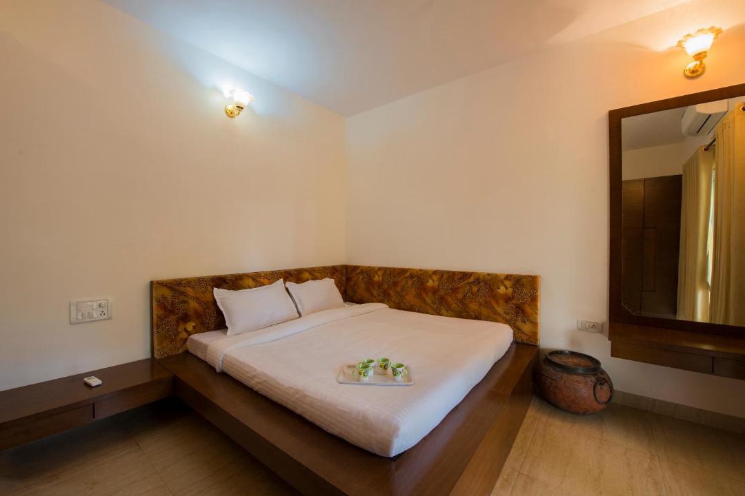 Photo of Bedroom in Mahabaleshwar