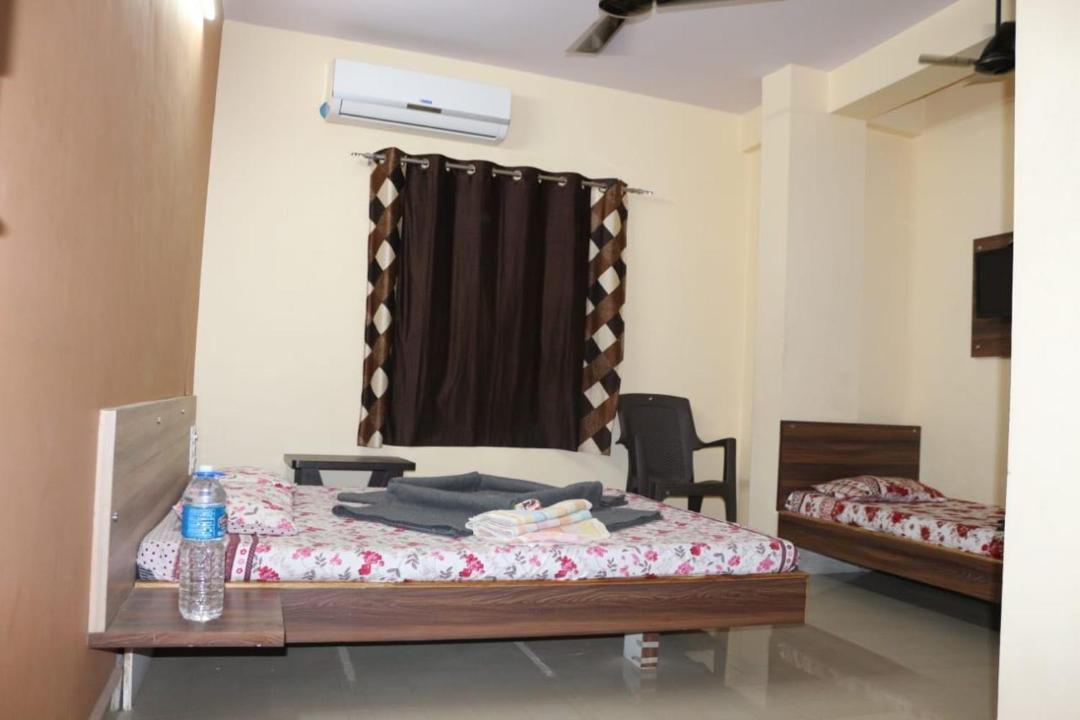 Photo of Bedroom in Somnath