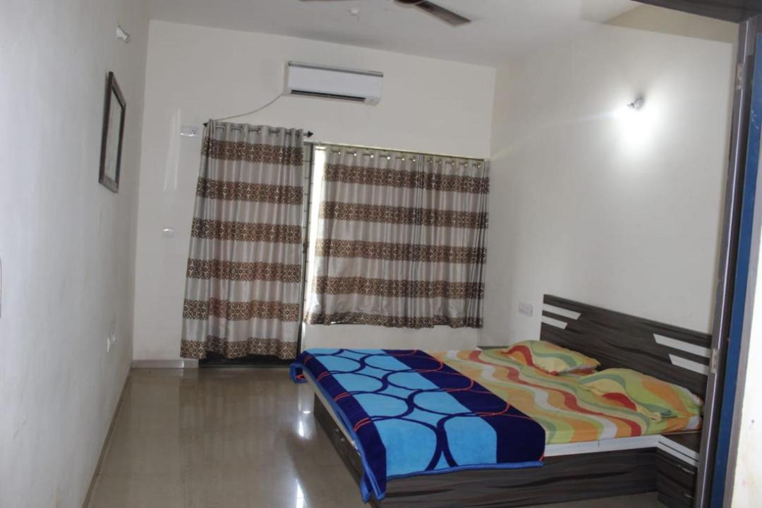 Photo of Bedroom in Lavasa