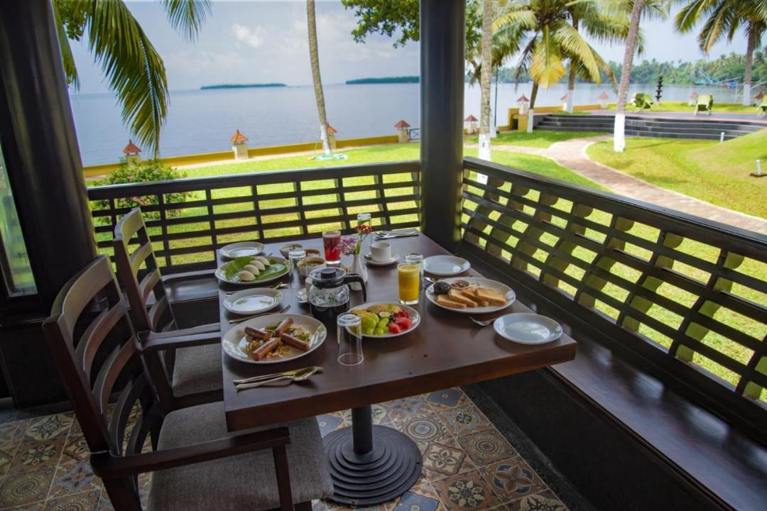 Photo of Patio Balcony in Thanneermukkom