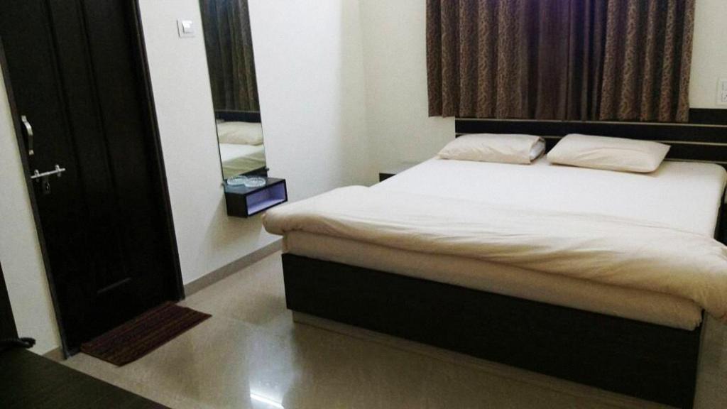 Photo of Bedroom in Pandharpur