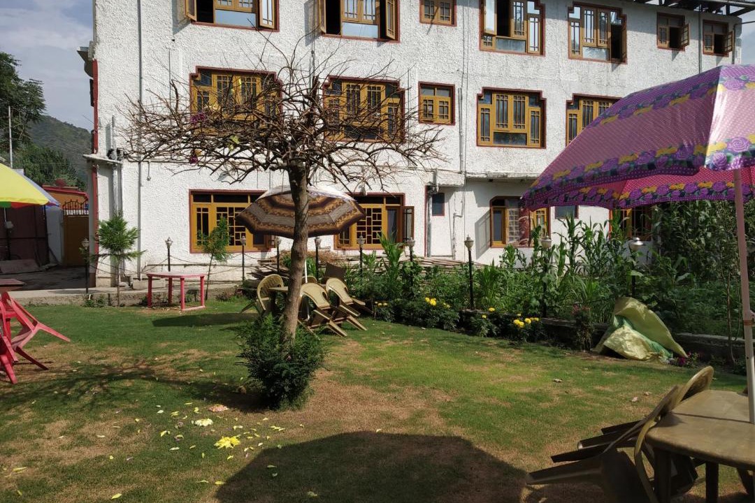 Photo of Others in Srinagar