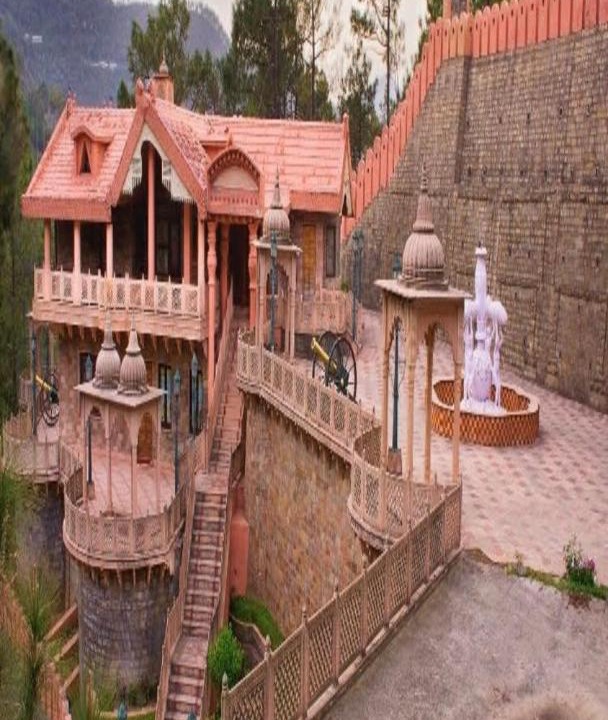 Photo of Buildings in Chail