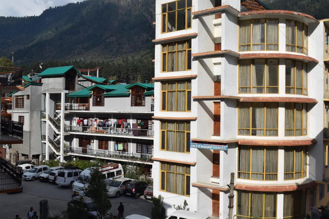 Photo of Buildings in New Manali