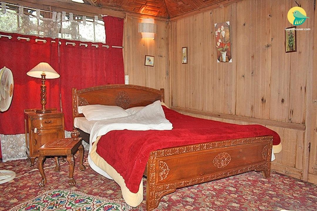 Photo of Bedroom in Nagin Bagh