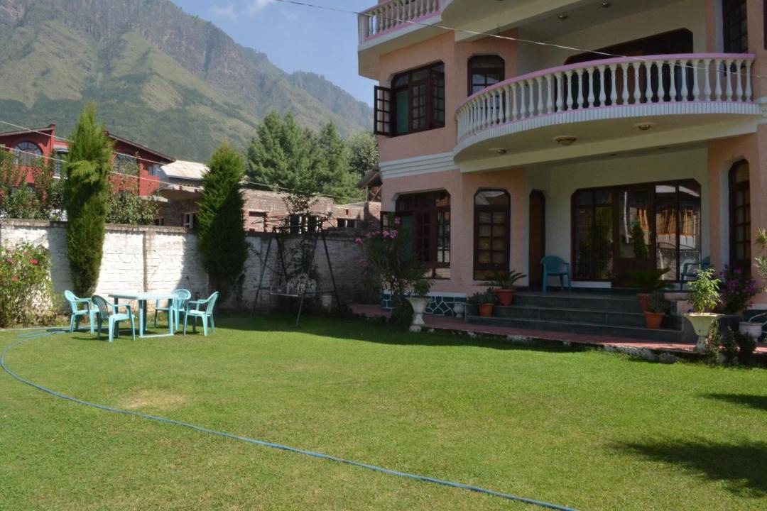 Photo of Others in Nishat-Shalimar