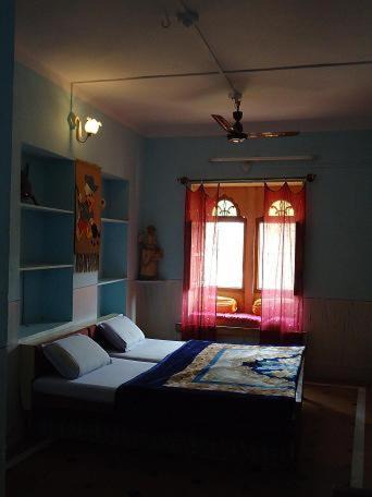 Photo of Bedroom in Amar Sagar Pol