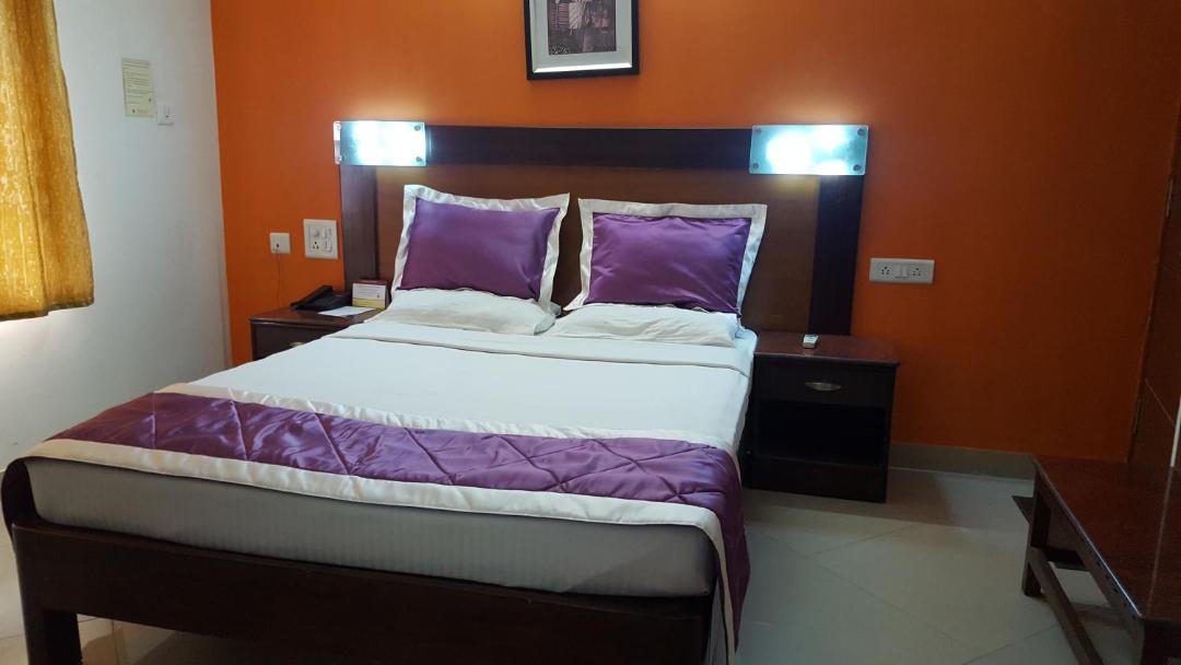 Photo of Bedroom in HBR Layout