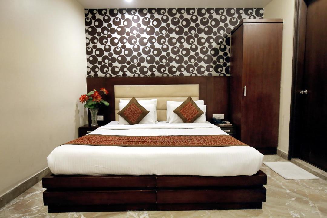 Photo of Bedroom in Karol Bagh