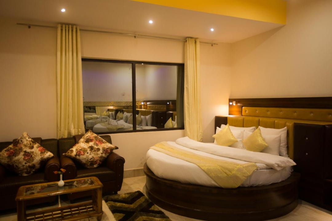 Photo of Bedroom in Jwalamukhi