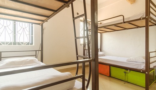 Basic Shared Dormitory, Women only