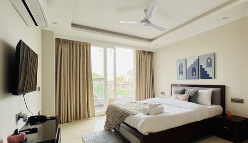 King Suite With Balcony