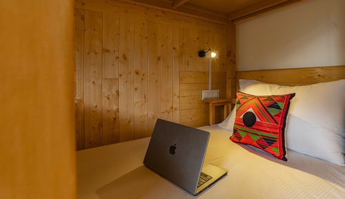 Deluxe 6 Bed Mixed Dormitory with View