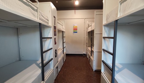 8 Bed Mixed Dorm Ensuite