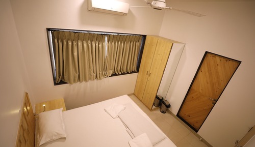 Private Room with Sharing Washroom