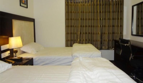 Deluxe Single Room
