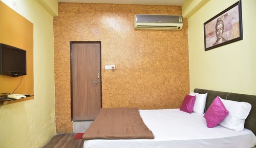 Standard AC Room	