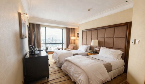 Twin Room, 2 Twin Beds, City View, Poolside