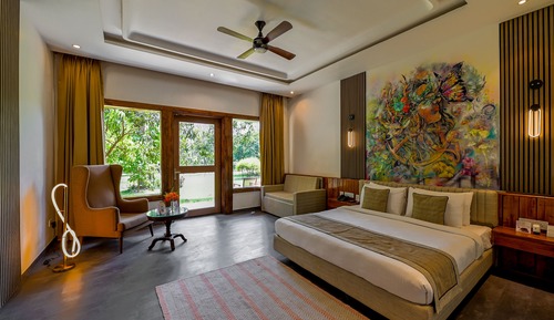 Luxury Double Room, 1 King Bed, Garden View