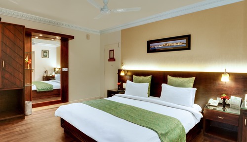 Garden View Room