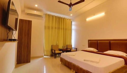 Premium Room