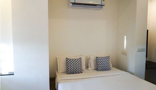 Deluxe private Room AC-B wing