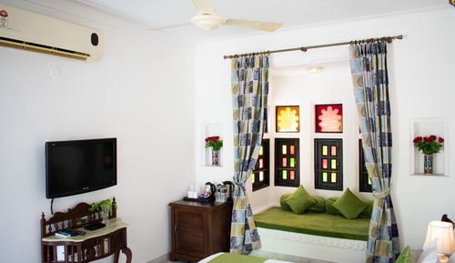 Premier Rooms