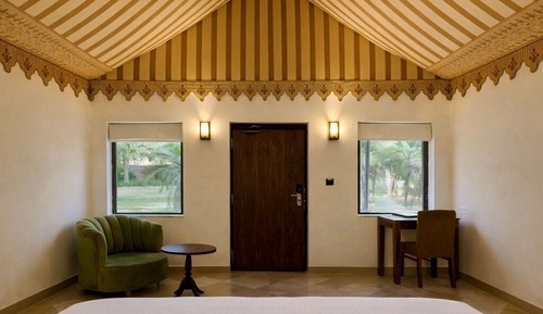 Luxury Tent, 1 King Bed, Garden View