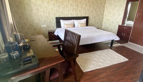 Economy Quadruple Room, Mountain View