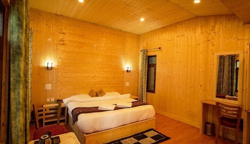 Premium Double Room, Non Smoking, Private Bathroom