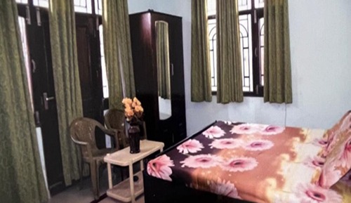 Super Deluxe Room