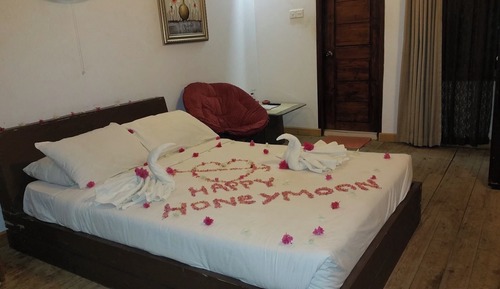 Deluxe Double Room, City View