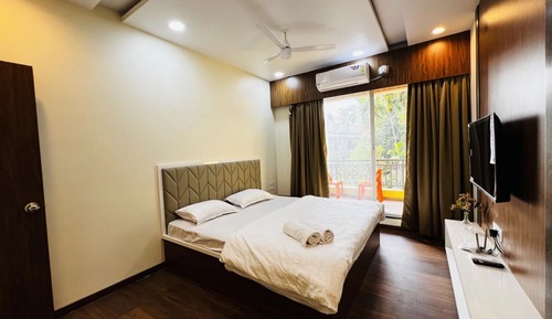 Deluxe Room, Balcony, Pool View