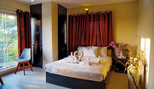 Honeymoon Double Room, Garden View
