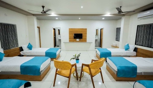 Family Room, City View