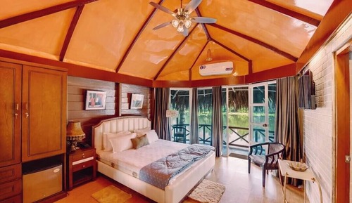Deluxe Double Room, Balcony, Garden View