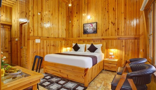 Deluxe Double Room, City View