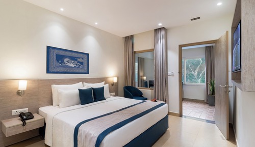 2 Bedroom River View Suite with Terrace