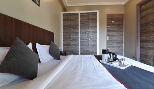 Deluxe Double Room, City View