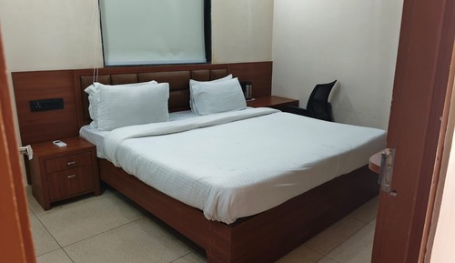 Regal Base Room