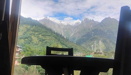 Luxury Double Room, Balcony, Hill View