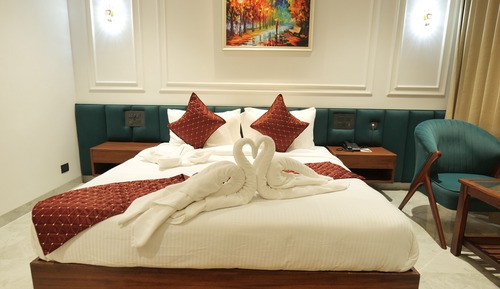 Deluxe Double or Twin Room